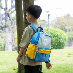 户外轻便儿童出游小背包男孩外出旅游双肩包幼儿园男童书包小学生
