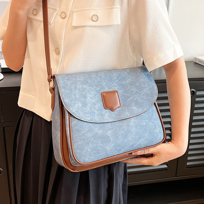 今年流行包包女士2023新款时尚复古单肩包大容量高级感通勤斜挎包
