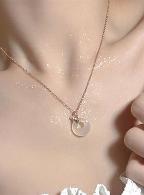 s925纯银蝴蝶恋平安扣白玉髓项链女insL轻奢和田玉吊坠小红书同款