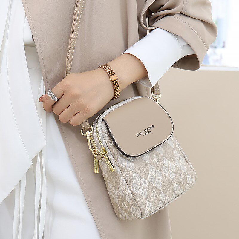 手机小挎包2024女式夏季新款轻便迷你小包高级感斜挎大容量单肩包