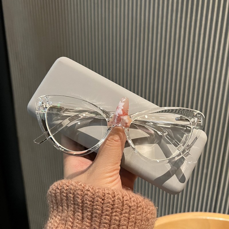 工厂销Mona网红同款TR90三角猫眼蝶H形弹簧眼镜架女可配近视眼睛