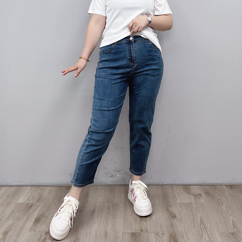 大码高腰牛仔裤女夏季2023年新款休闲哈伦裤胖mm显瘦九分直筒裤子