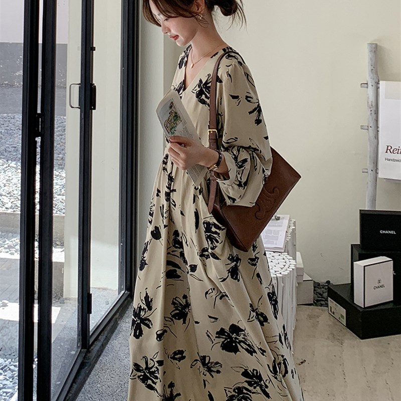 法式孕妇装连衣裙2023夏装新款宽松连衣裙孕妇可穿夏季孕妈妈裙子