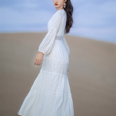 白色旅拍草原沙漠长裙云南西藏旅游度假裙子很R仙的民族风连衣裙