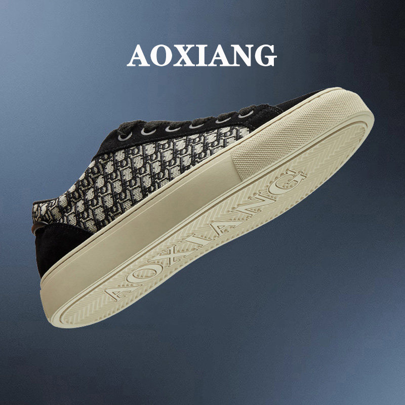 板鞋男秋季2024新款高端磨砂皮面拼接帆布鞋透气厚底百搭休闲鞋,流行男鞋,休闲板鞋,淘宝优惠券,粉丝福利购,淘宝优惠卷