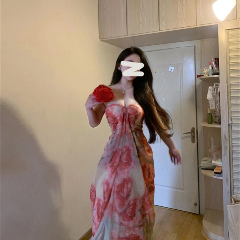 法式温柔风小众优雅抹胸长裙女夏季新款胖mm大码度假风浪漫连衣裙