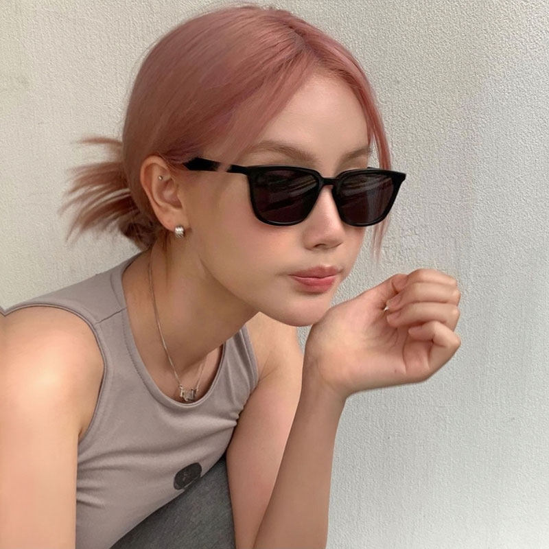 复古太阳眼镜女款级感小框小脸抗UV强光太阳眼镜旅游夏2023新款