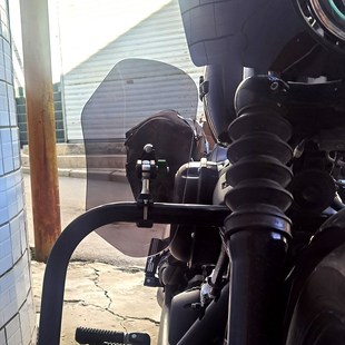 Bob护杠通用护膝挡风腿部膝盖挡泥板 Street 适用哈雷戴维森 街霸