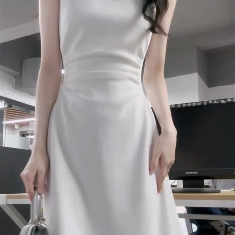 欧洲站夏季新款白色高端别致绝美韩剧女主穿搭收腰显瘦吊带连衣裙