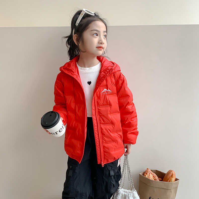 儿童轻薄90羽绒服女童洋气宝宝2024新款男童保暖冬季印花外套上衣