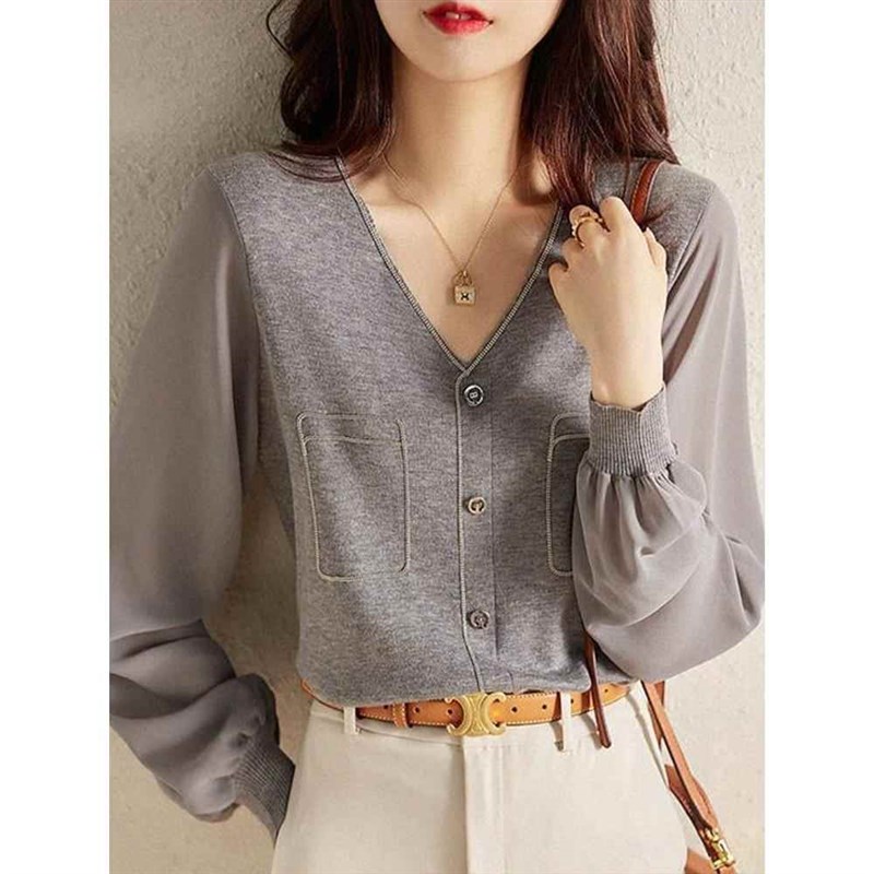 粉色V领针织衫女士2024秋冬新款气质拼接灯笼袖上衣宽松软糯毛衣