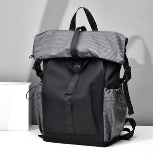 男士旅行背包户外骑行运动男款大容量韩系男生通勤电脑男包双肩包