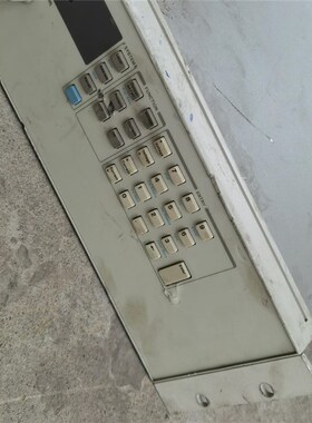 议价出售安捷伦6653A电源,4条腿不见了