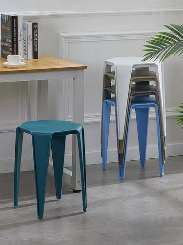 塑料凳子加厚家用可叠放餐桌板凳圆凳时尚创意高凳子北欧简约椅子