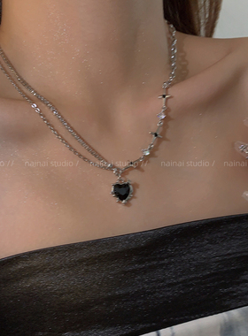 甜酷辣妹~黑色爱心项链十字架锆石2023年新款高级感小.众锁骨链女