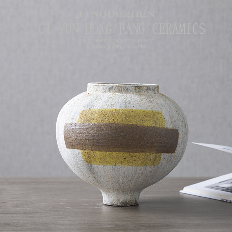 新品日式现代民宿创意粗陶瓷罐花瓶摆件客厅复古插花器样板房软装