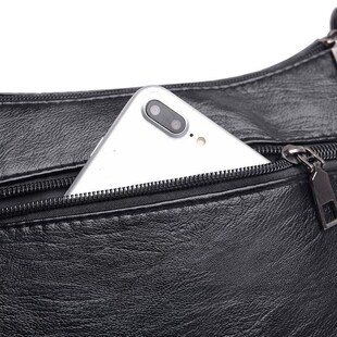 新品中年包包20女24新款老年人单肩斜挎包女士背包大容量妈妈婆婆