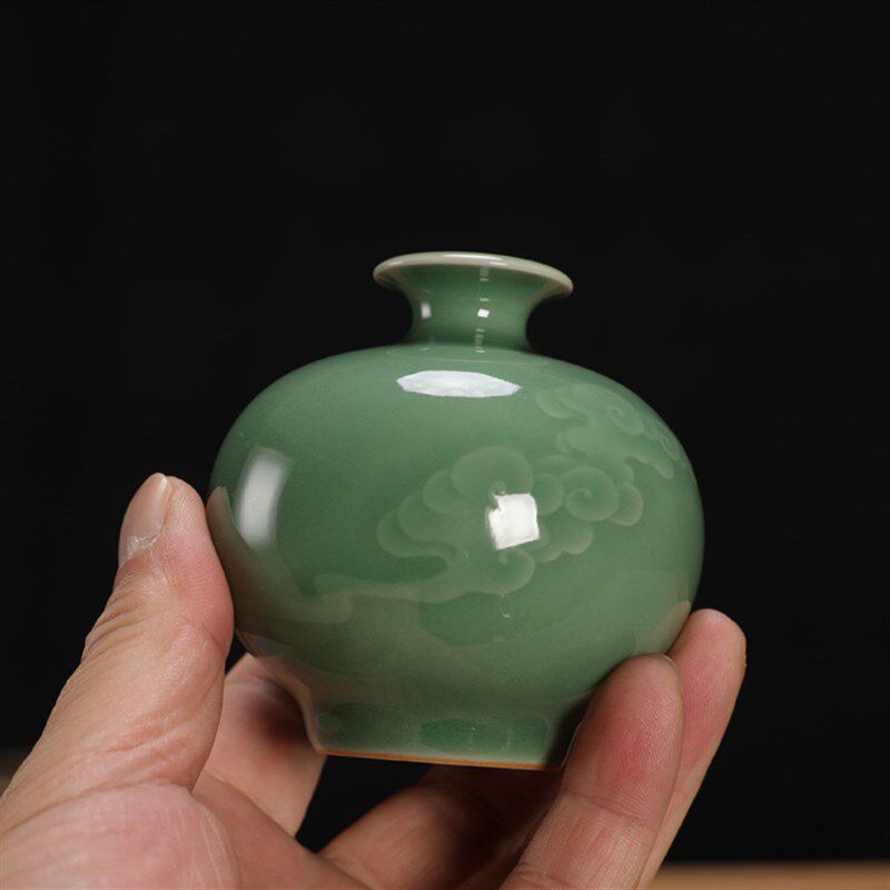 青瓷周连福弟窑梅子青陶瓷花瓶摆件现代花器全手工小号把玩收藏
