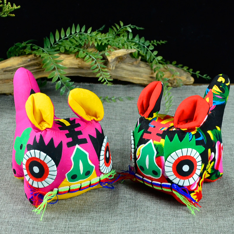 布老虎民间工艺品纯手工小老虎玩偶儿童小礼品中国特色礼物送老外