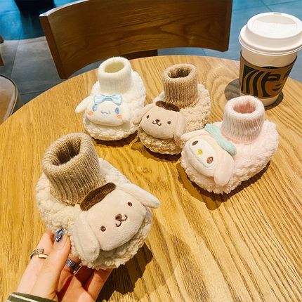 婴儿鞋袜秋冬季软底不掉0-1岁6到12个月男女宝宝鞋子加绒保暖软底