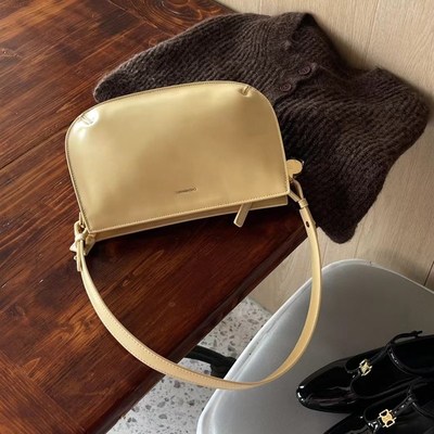 可彼娜2196新款女包韩版时尚单肩斜挎腋下包设计款拉链多层次包包