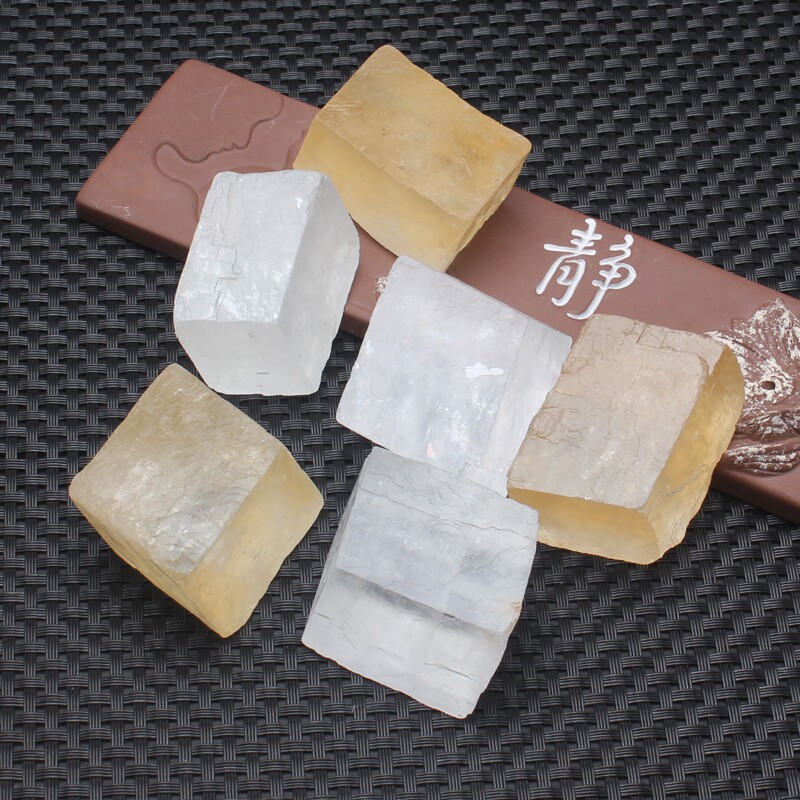 小众高货天然方解石原石矿物标本方解石摆件透体小号菱形标本石光