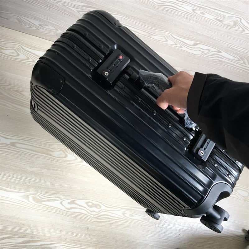 新款 铝框c静音万向轮拉杆登机箱29寸托运行李箱包旅行密码箱