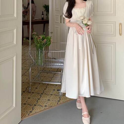 法少女感在OJI逃胖公风主裙式大码妹H妹收腰赫本藏肉显瘦初恋连衣