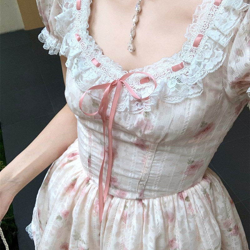 越韩小鱼 粉雾芍药n 法式方领少女掐腰树影感碎花网纱蓬蓬裙