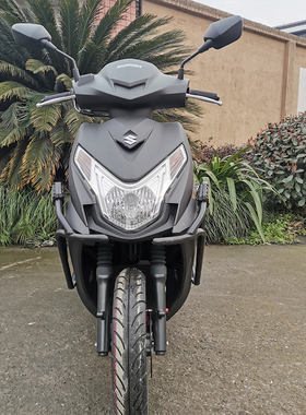 适用于铃木ue125保险杠防摔杠铃木优驿125前P后护杠尾箱支架改装