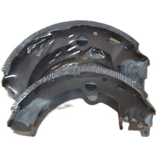 适配御捷祥和260 280乐唯V2V3四轮电动汽车配件刹车蹄后轮刹车片