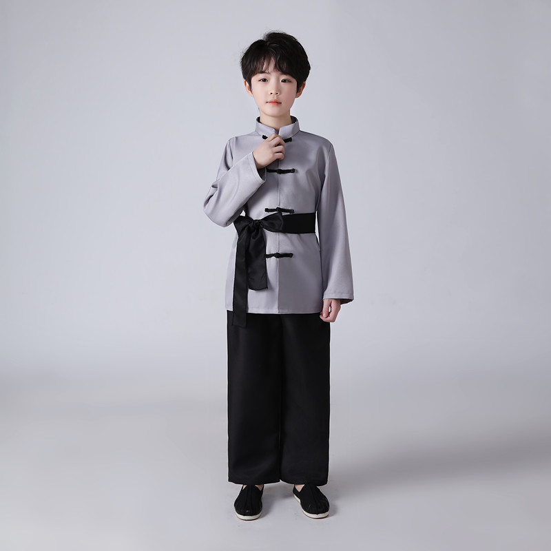 现货儿童课本剧农民儿童演出服装雨来道具王二小表T演锄头红领巾