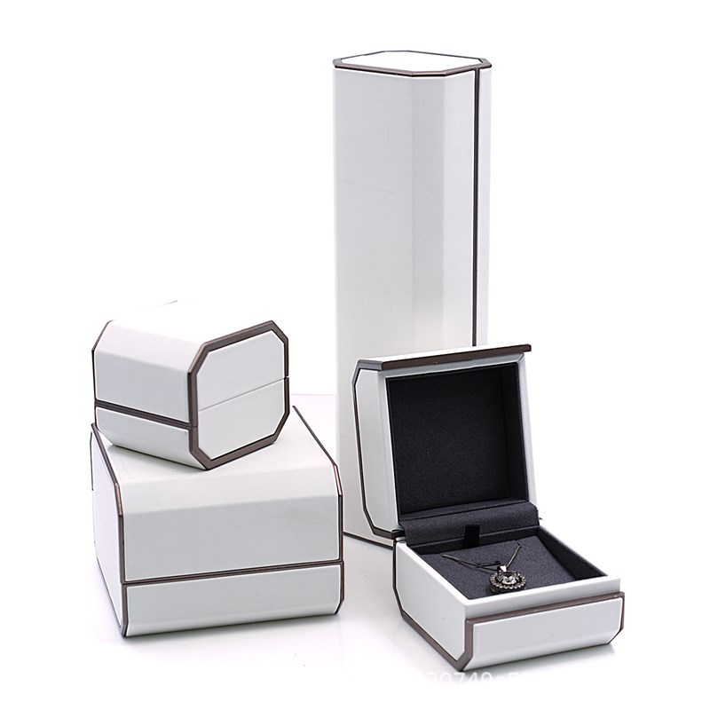 珠宝首饰包c装盒戒指盒高档对戒盒钻戒盒子独特手镯盒手炼盒子log