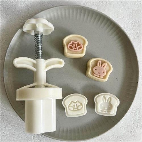 速发Mooncake Mold Cute Toast Shaped DIY Hand Press Mooncake