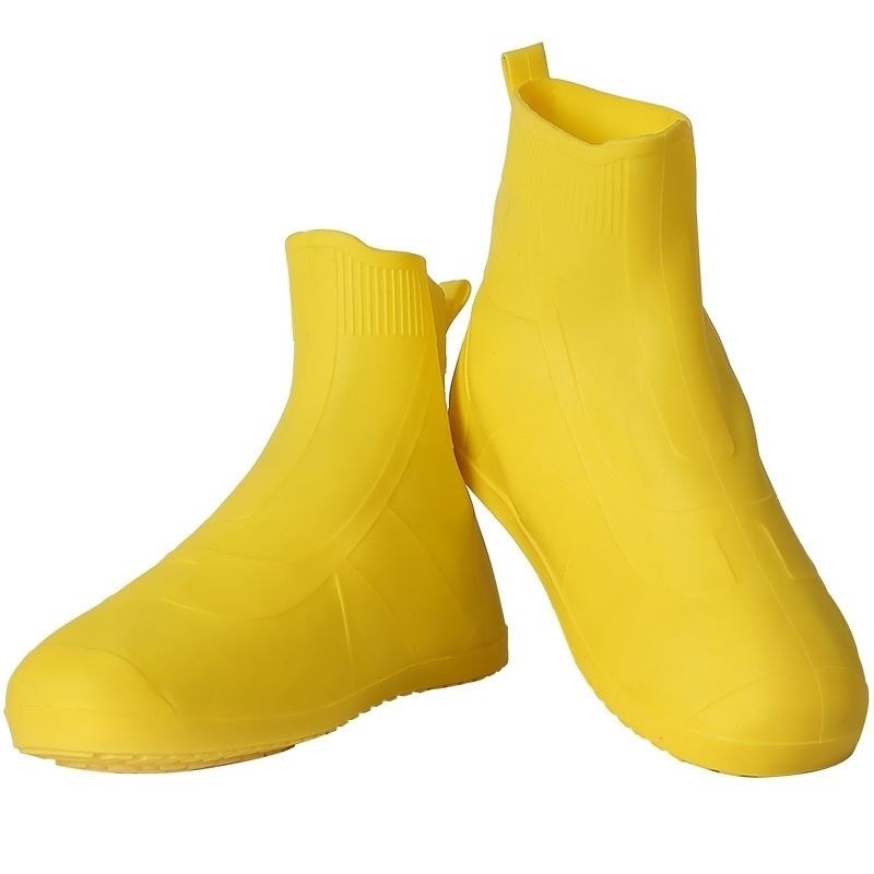 加厚耐磨底硅胶雨鞋套女时尚款外穿防雨防水防滑橡胶雨天套鞋便携