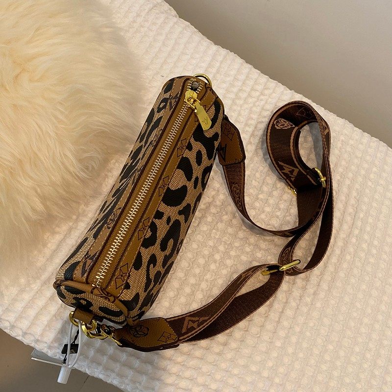 冬季小包包女包2021新款百搭小众秋冬高级感爆款豹纹马鞍包斜挎包,箱包皮具/热销女包/男包,通用款女包,淘宝优惠券,粉丝福利购,淘宝优惠卷