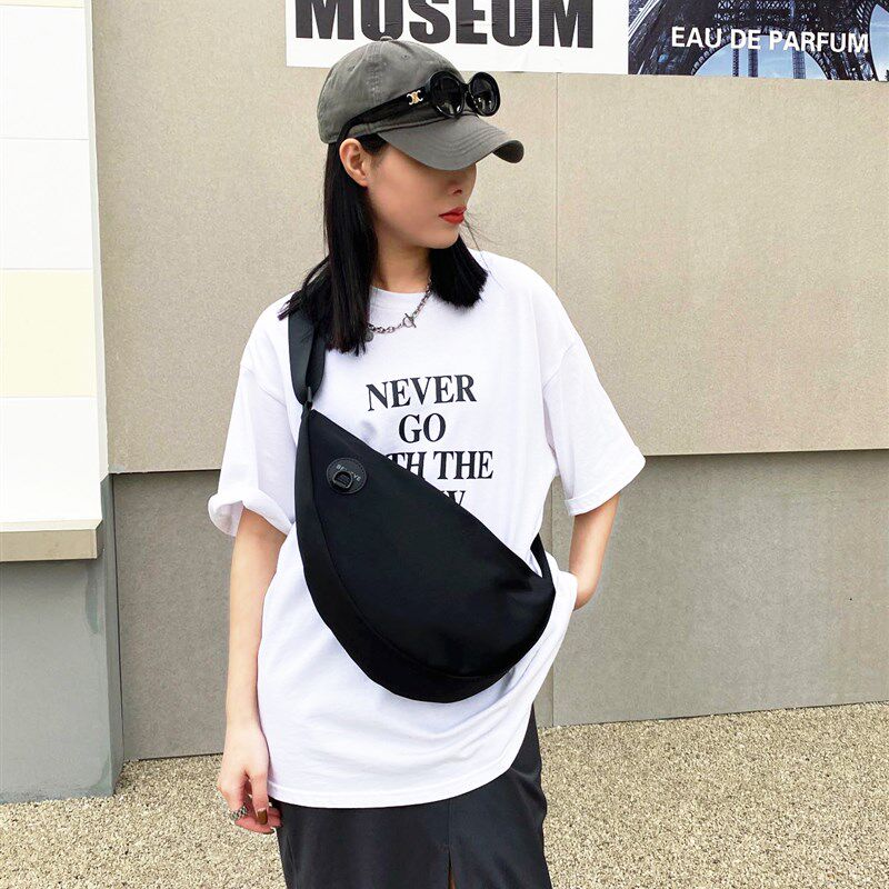 牛津布斜挎包女宽肩带防水时尚简约大容量单肩包休闲机能运动包