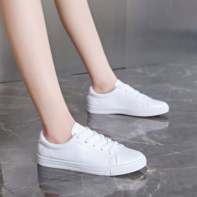 大码小白鞋女41一43显脚小秋季新款平底女鞋百搭运动韩版休闲板鞋,运动鞋new,运动休闲鞋,淘宝优惠券,粉丝福利购,淘宝优惠卷