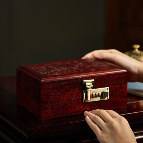 紫檀红木首饰盒收纳盒新中式复古手饰盒结婚中式实木密码锁饰品盒