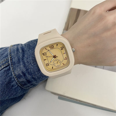 速发New Brand Fashion Simple Women Sport Watches Student Wat