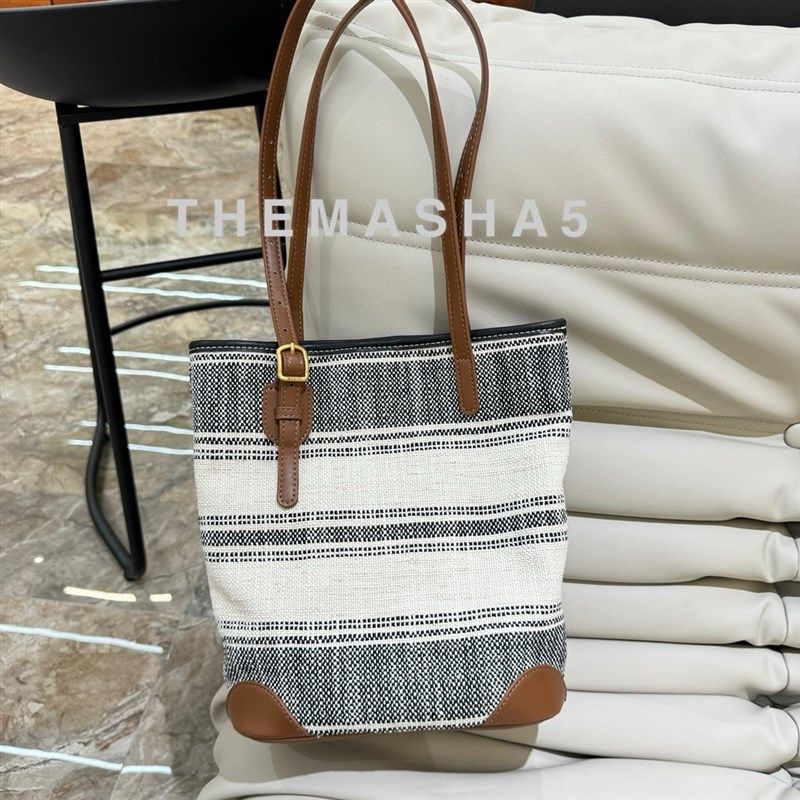 玛莎帆布包包女2024新款大容量高级感出勤单肩大包网红爆款水桶包