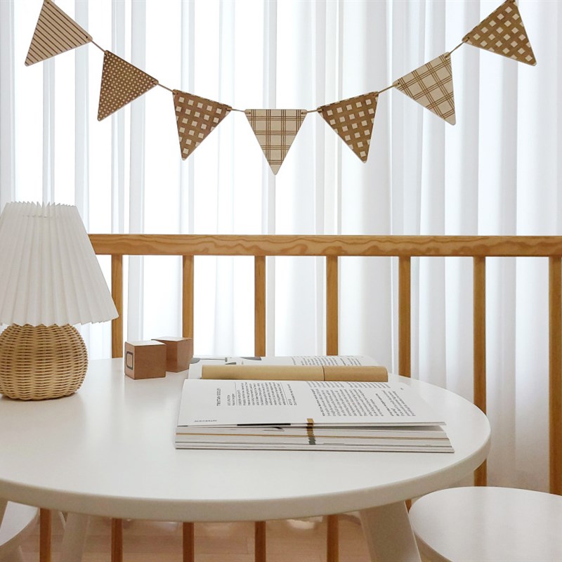 INS韩风实木三角旗拉旗森林系生日挂旗儿童房间墙上装饰摄影道具