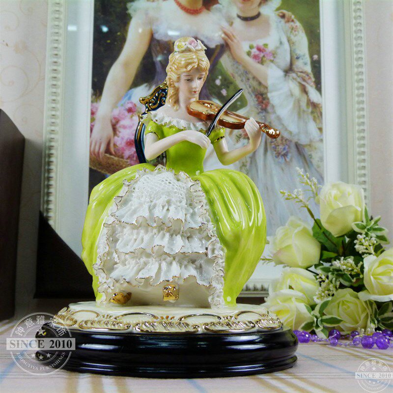 欧式陶瓷人物摆件奢华客厅美式西洋女拉大提琴艺术品家居装饰