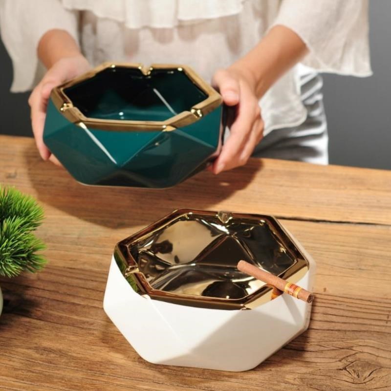 烟灰缸北欧风特大号大气创意家用客厅高级感陶瓷灰缸轻奢烟缸带盖