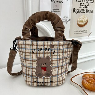 韩版可爱软萌手提斜挎包高颜值水桶单肩包女学生外出包饭小包新款