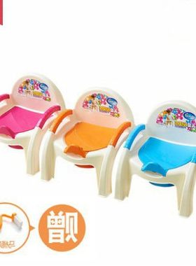 小孩子蹲拉屎坐椅厕所学拉尿的桶马桶的盆子小拉屎圈儿童大