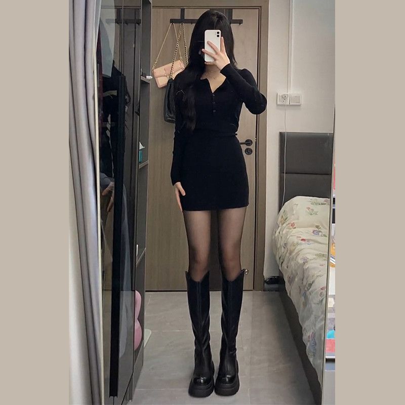 现货黑色针织毛衣连衣裙子女2024新款秋冬高级感穿搭小个子性感包