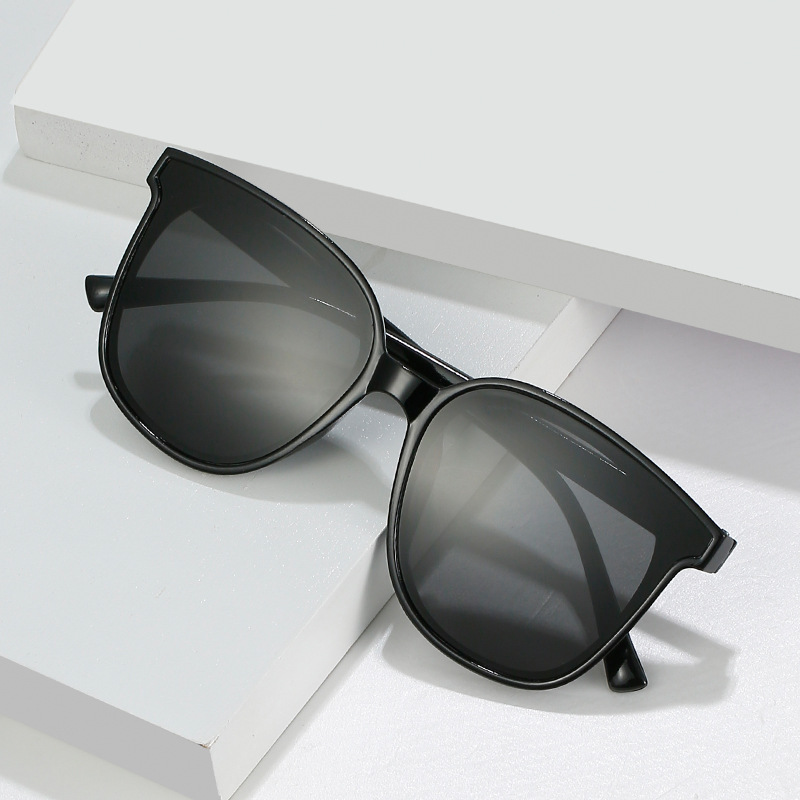 网红2023 new sunglasses for men and women anti-ultraviolet s