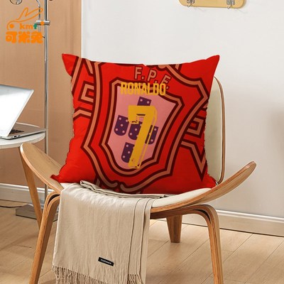 2024欧洲杯葡萄牙队C罗足球抱枕办公室腰枕汽车靠垫床头沙发靠枕