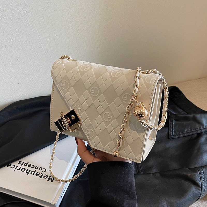 春季流行粉色小包包女2024新款时尚格子小方包洋气百搭链条斜挎包